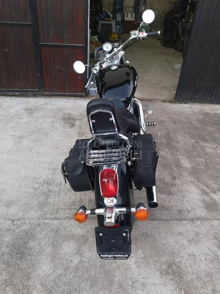 Honda VT 1100 shadow sabre