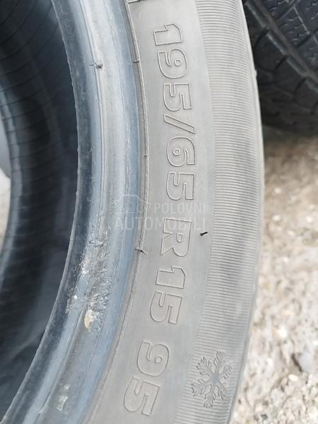 Taurus 195/65 R15 Zimska