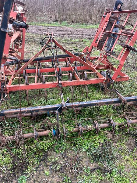 John Deere 4240s sa plugom