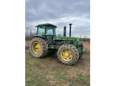 John Deere 4240s sa plugom