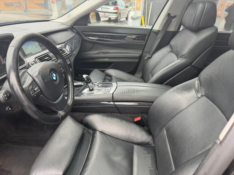 BMW 730 