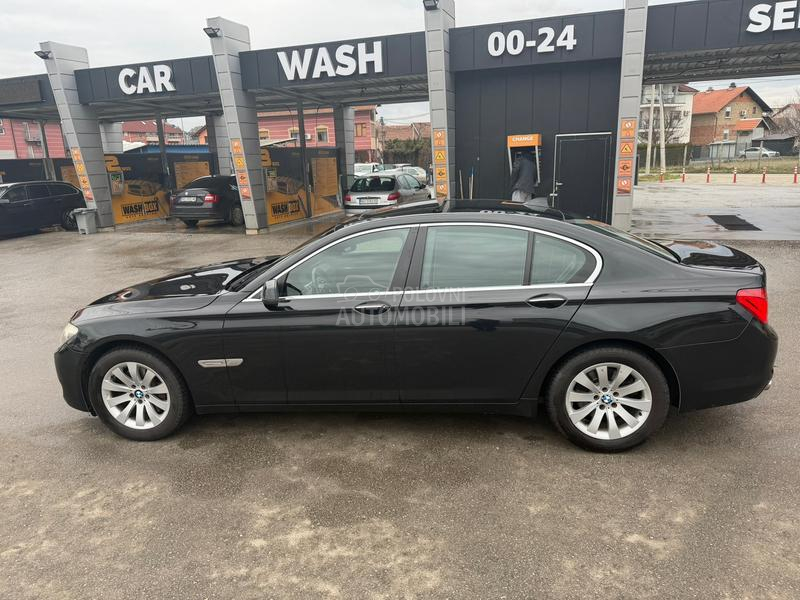 BMW 730 