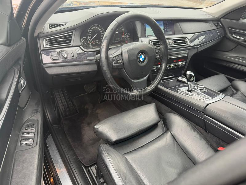 BMW 730 