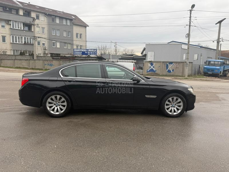 BMW 730 