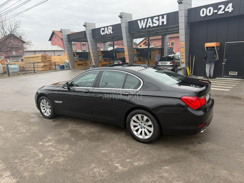 BMW 730 