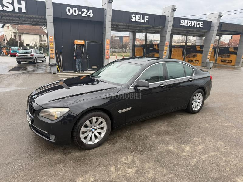 BMW 730 