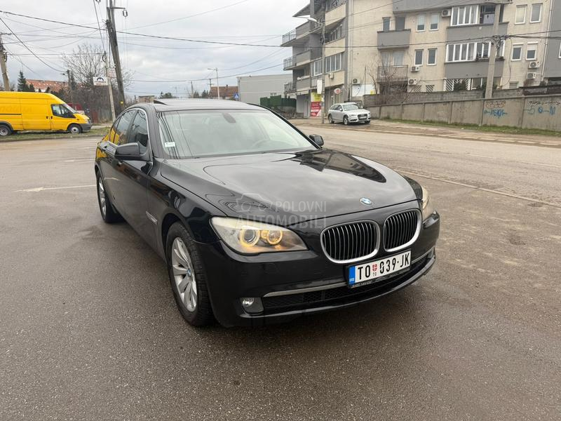 BMW 730 