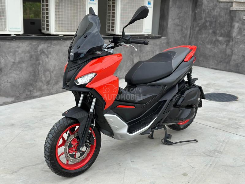 Aprilia SR GT125