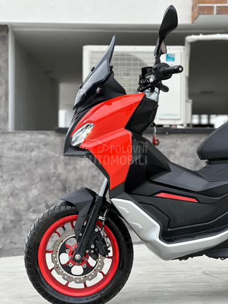 Aprilia SR GT125