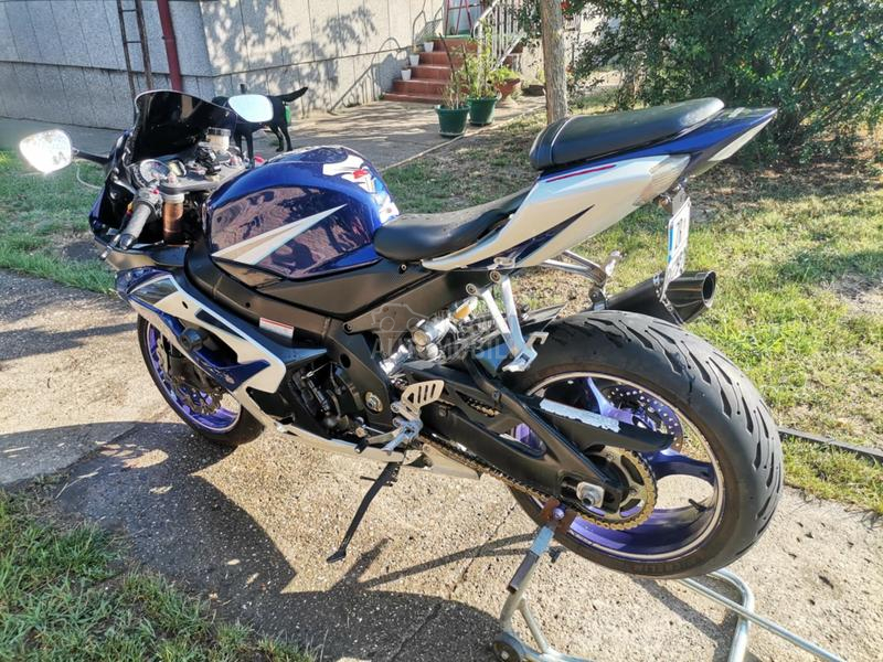 Suzuki GSXR 1000 K6