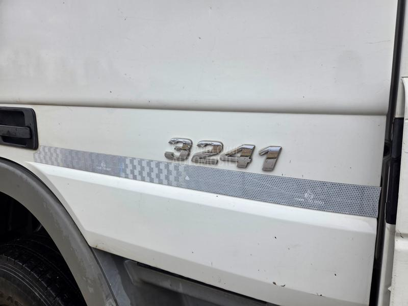 Mercedes Benz Sa liebher trakom 16m