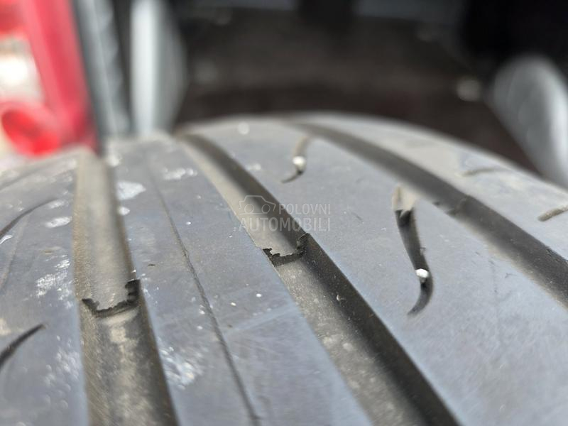 Landsail 225/55 R17 Letnja