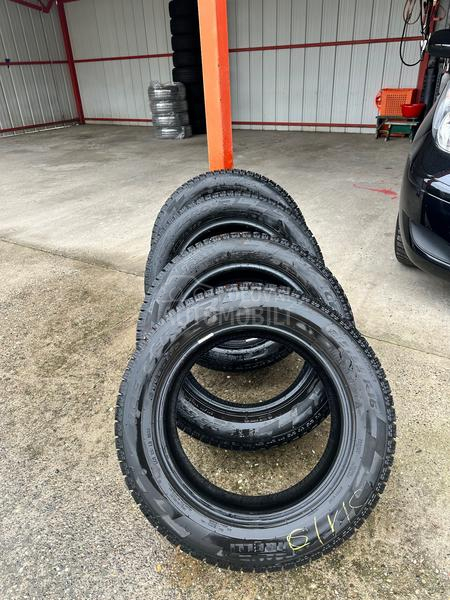 Pirelli 215/55 R16 Zimska