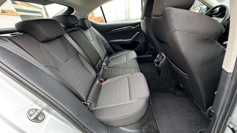 Škoda Octavia 1.0 TSI VIRTUEL/LED