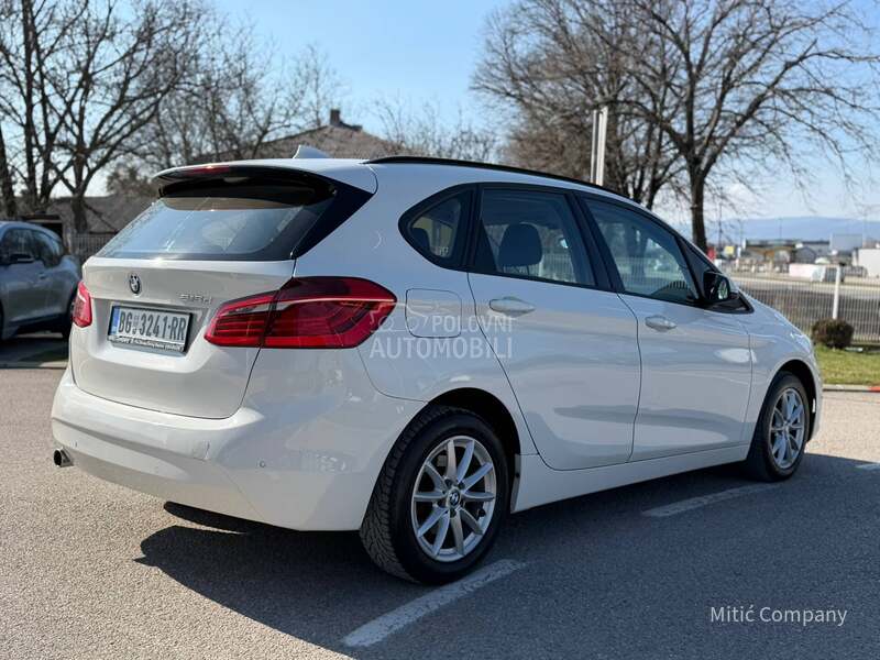 BMW 216 