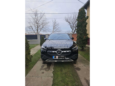 Mercedes Benz GLA 200 
