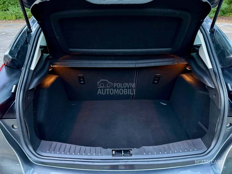 Ford Focus 1.6 TDCi/TITANIUM/