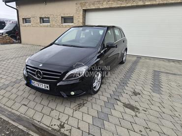 Mercedes Benz B 200 