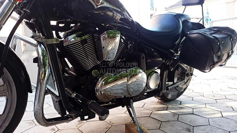 Kawasaki VN 900 Custom