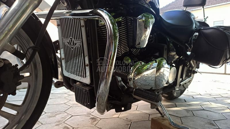 Kawasaki VN 900 Custom