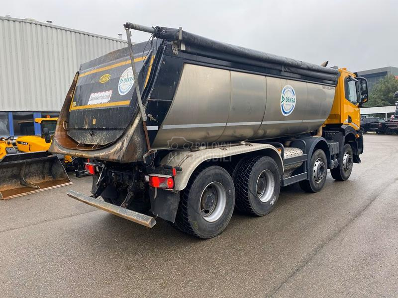 Iveco AD410T51 / LA2273