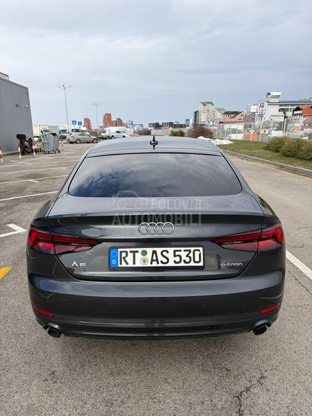 Audi A5 g-tron