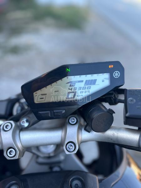 Yamaha mt 09