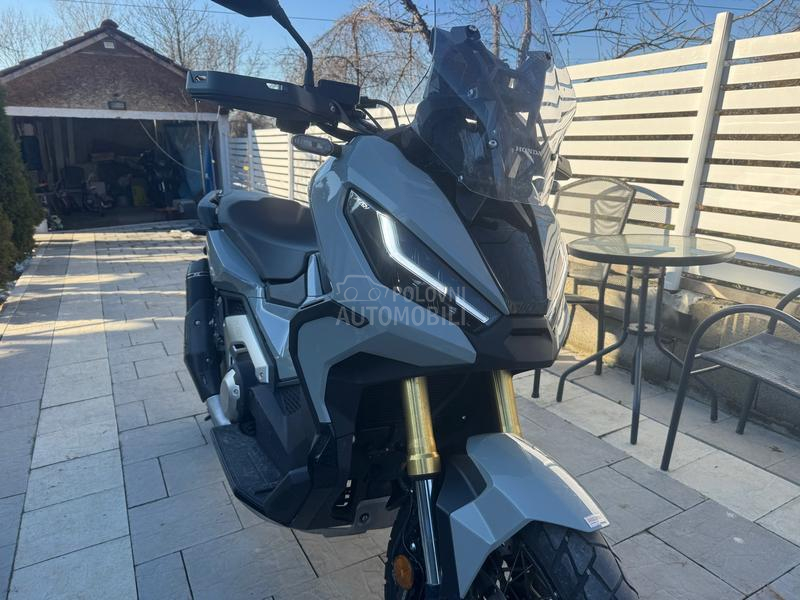Honda X ADV 750