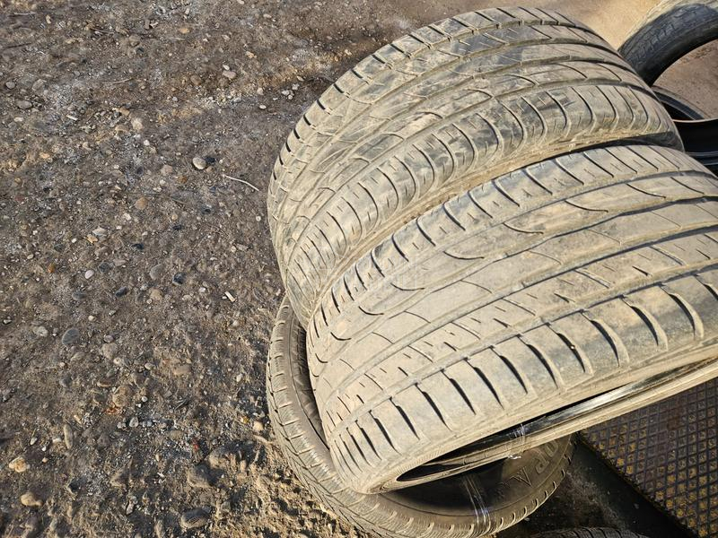 Barum 235/45 R17 Letnja