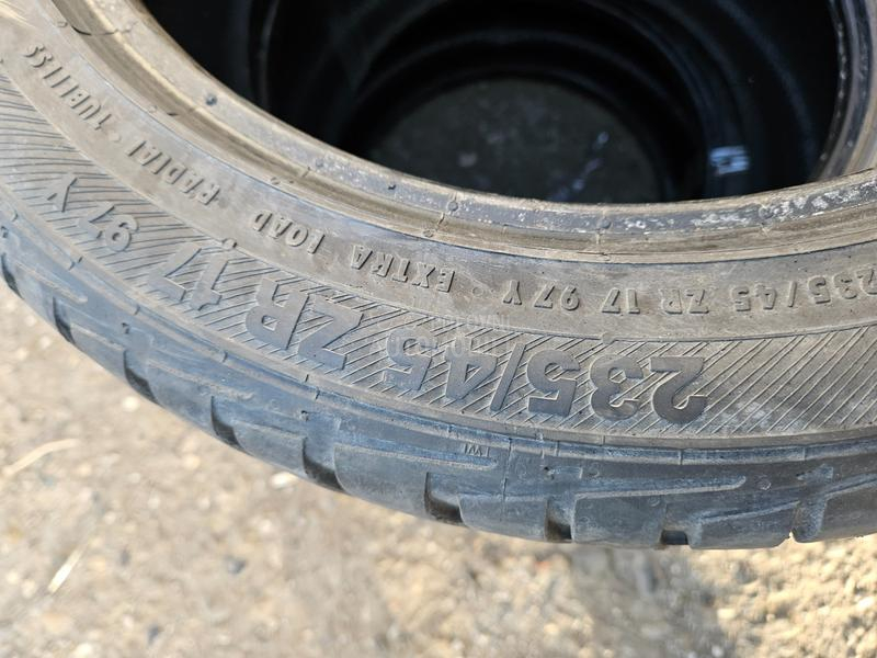 Barum 235/45 R17 Letnja