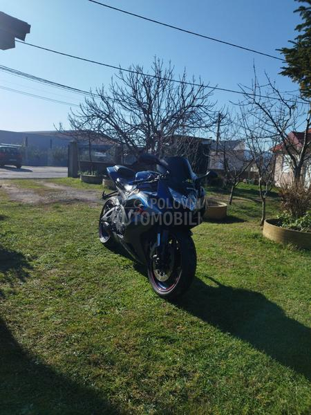 Suzuki GSXR 750 K7
