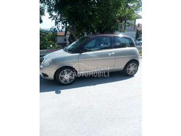 Lancia Ypsilon 1.3 multijet bicolor
