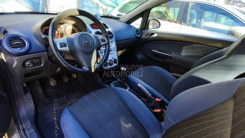 Opel Corsa D 