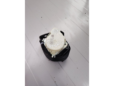 Zadnji levi pojas za Volkswagen Passat B7