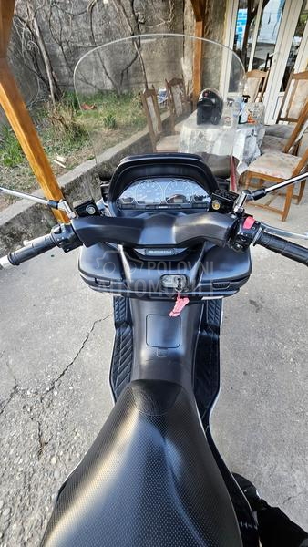 Suzuki burgman 400