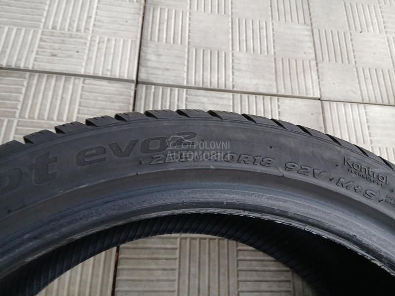 Hankook 225/40 R18 Zimska
