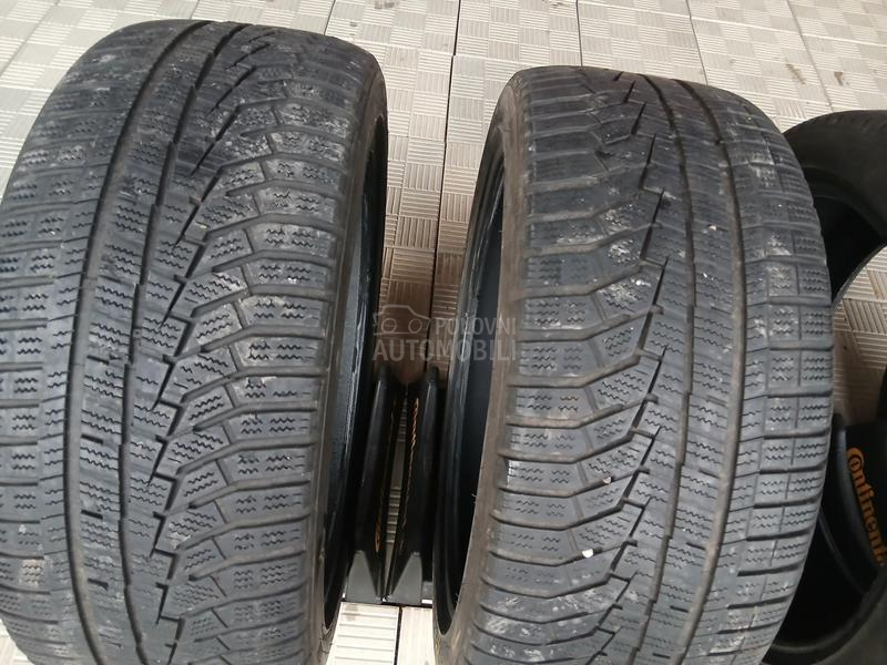 Hankook 225/40 R18 Zimska