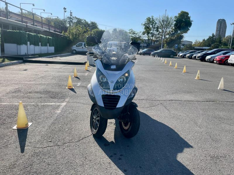 Piaggio MP3 400cc