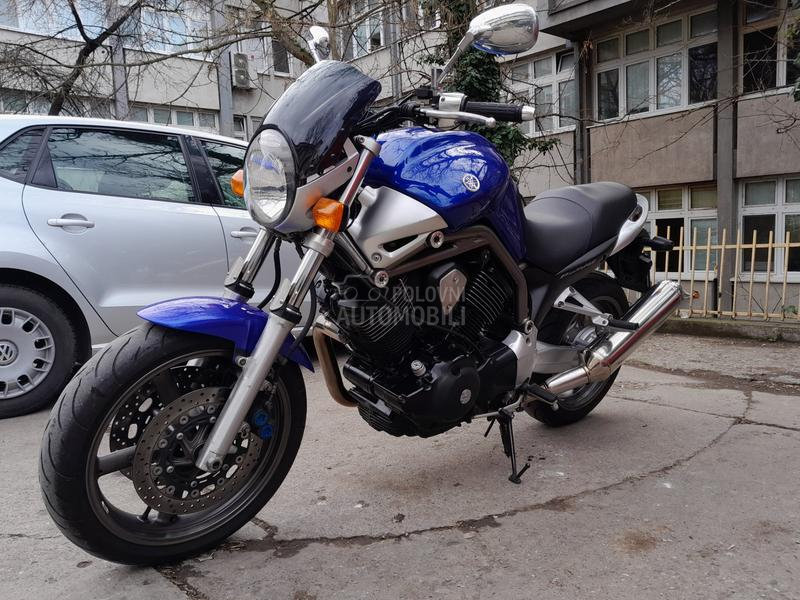 Yamaha bt1100