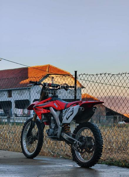 Honda crf