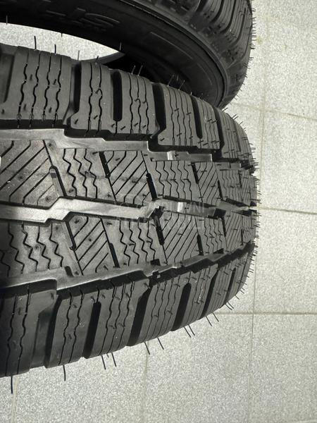 Michelin 215/65 R16 Zimska
