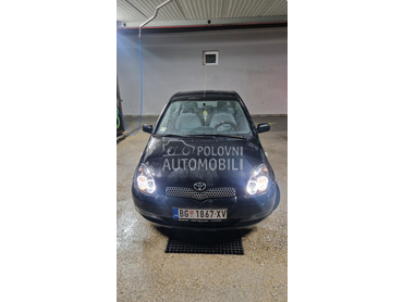 Toyota Yaris 1.0 VVti