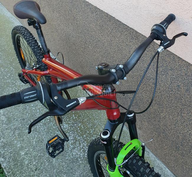 GT MTB 2X8