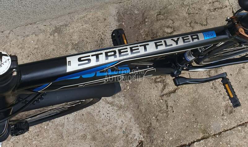 Bulls STREET FLYER 3X8