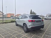 Mercedes Benz GLA 180 AMG line
