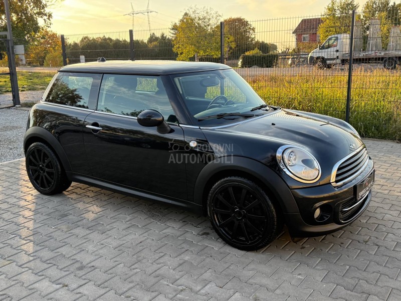 MINI Cooper 1.6i