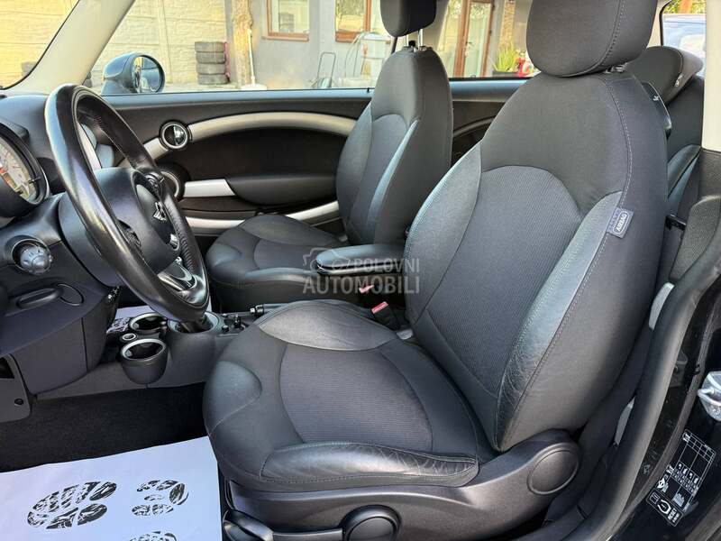 MINI Cooper 1.6i