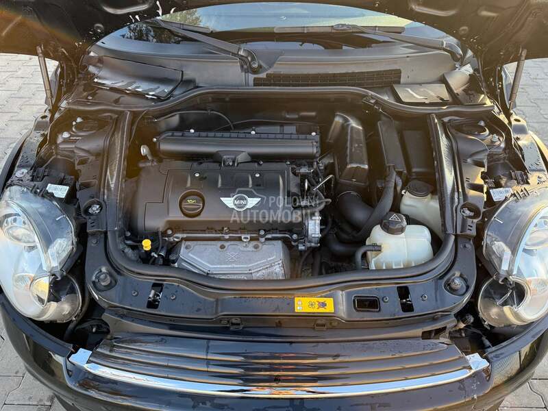 MINI Cooper 1.6i