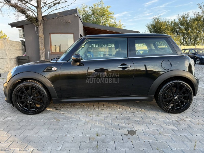 MINI Cooper 1.6i