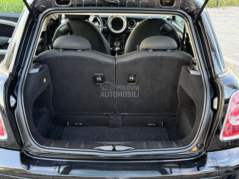 MINI Cooper 1.6i